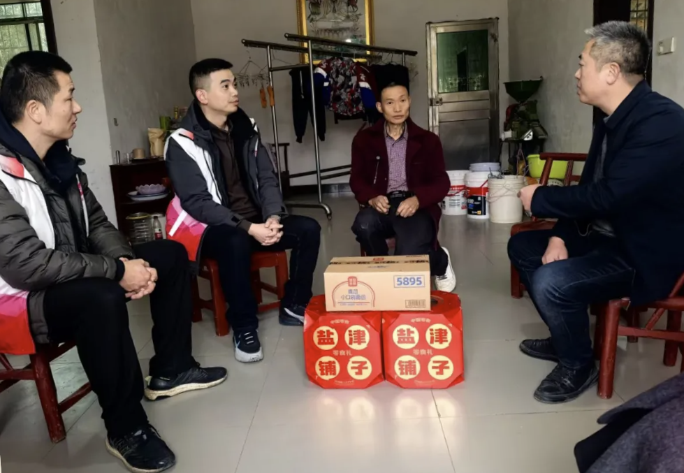 津彩紛呈 喜迎新春：鹽津黨委2025新春慰問系列活動